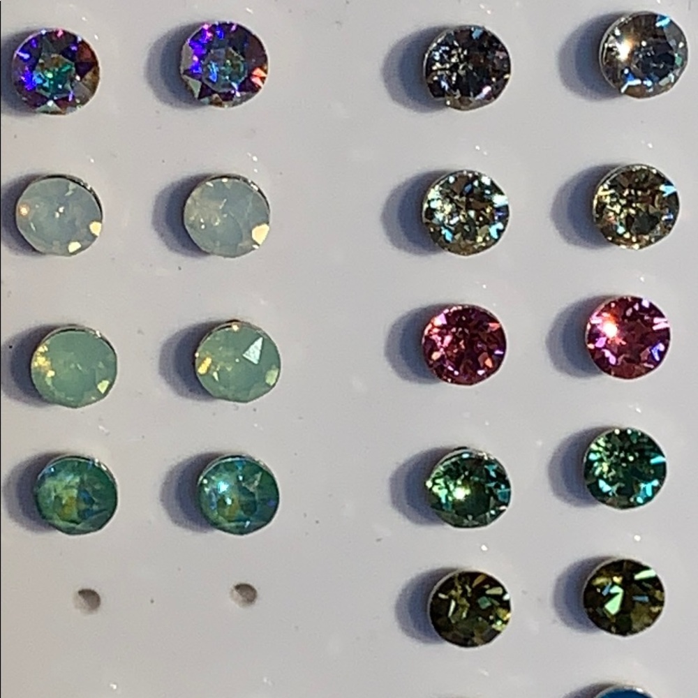 assorted Swarovski crystal studs - Picture 3 of 16